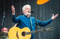 How many Spotify streams would a musician need to make the minimum wage in Ireland?