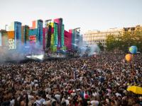 Zurich Street Parade sees 30 arrests and 906 medical call-outs