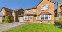 Inside £600,000 Rainhill home with hot tub and garden bar