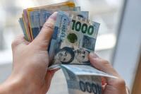 Government pays P1.23 trillion debt in H1