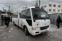 37 freed prisoners arrive at Nasser Hospital in Khan Yunis in the Gaza Strip