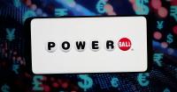 Powerball jackpot tops $900 million after no big winner Saturday