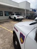 Truck crashes into business in northwest Harris County