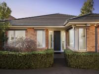 Mount Waverley unit sells for more than house