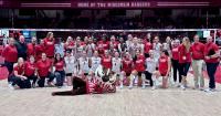 Wisconsin volleyball alumni edge current squad in four-set exhibition
