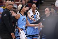 “There Was No White Privilege”: Ex-NFL Star Slams DiJonai Carrington’s Social Media Post After Hard Foul on Sophie Cunningham