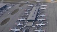 Travel chaos for holidaymakers getting to Heathrow and Gatwick Airport amid huge train disruption
