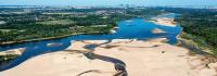 Poland's Vistula river drops to historic low in Warsaw: official