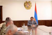 Armenia’s Defense Minister holds consultation on military personnel recruitment