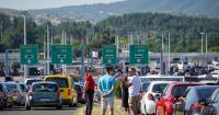 EU set to delay post-Brexit checks due to travel chaos
