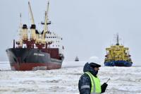 China's First Weekly Arctic Container Service Debuts; Three Ships Need Russian Nuclear Escort