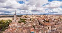 23% of young people plan to move to a town: Madrid leads the interest in leaving the city
