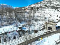 Two key border crossings in Italy to close for one month