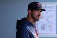 Former Red Sox manager Joe Morgan hopes there's a 'Tracy Turnaround Room' in the works
