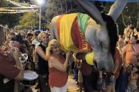 Spanish district hoists papier-mâché donkey up church tower for traditional festival