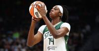 Dominique Malonga's 26 points help Seattle Storm snap 11-game skid in 97-88 win over Sky