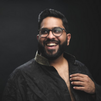 Comedian Eshaan Akbar to host 2026 Money Marketing Awards
