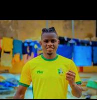 Breaking: New Katsina United signing Chinedu Ozor slumps, dies on pitch