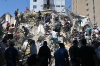 World CBS News Rescuers race to find Colombia earthquake survivors as death toll rises