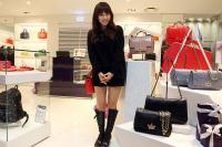 Kim Ji-won Donates $75,000 to Seoul National University Children's Hospital