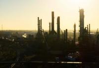 Attacks on oil refineries in Russia and Saudi Arabia send diesel prices higher in world