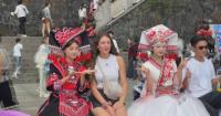 Intangible cultural heritage folk activities draw foreign tourists to Zhangjiajie