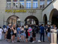 Bern crowds scramble for solar eclipse sunglasses