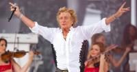 Rod Stewart postpones concert at last minute due to ‘medical procedure’
