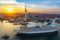 Gorgeous cruise ship originally named by Princess Diana returns to Portsmouth port with hundreds of tourists