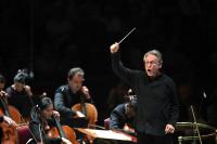 BBC Proms review: Salonen conducts 20th-Century Classics in style