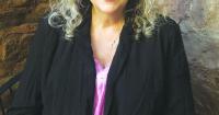 Author to give talk at library