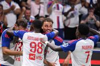 Lyon beat Sparta Prague to move closer to Champions League return