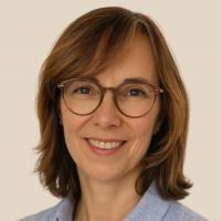 The Midlife Health Filter: Dr. Caroline De Graeve on Better Health