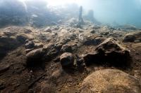 3,000-year-old spelt and pottery discovered in sunken settlement beneath Italian lake