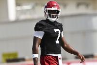 KJ Jackson to Ty Lockwood last-play touchdown highlights Arkansas football's Tuesday practice