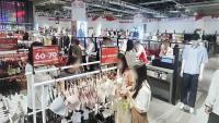 Shinsegae Opens First Overseas Off-Price Store in Laos
