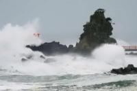 Typhoon Chan-hom makes landfall in eastern Japan's Kanto region