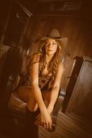Kaitlin Butts is booked, busy and choosin’ Texas alongside Ella Langley