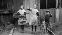 19 Strange Jobs From the Past That Sound Completely Made Up