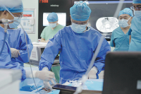 Cross-Strait medical team cares for Xinjiang kids