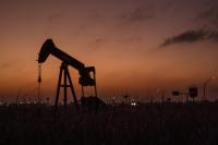 Oil extends gain on doubts over Hormuz deal despite upbeat tone