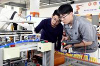Chinese Students Increasingly Pick Higher Vocational Schools Over Colleges