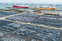 China's auto exports top 1m for second straight month
