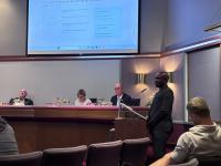 Local entrepreneur launches app to fill Steinbach's transportation gap