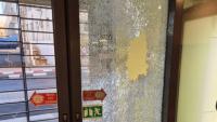 Israeli man indicted for throwing bricks at media offices, threatening 'someone will die'