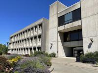 Seismic worries fuel exodus from WA transportation agency’s headquarters