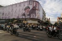 Trump’s pressure campaign is crushing Iran’s economy, but Tehran still isn’t bending