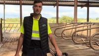 Limerick hurler Kyle Hayes shows off new farming business