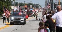 Hundreds gather to soak in float-filled Touch of Dutch parade