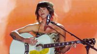 Ella Langley Surprises St. Thomas Beach Bar With Impromptu Bob Marley Performance While on Vacation